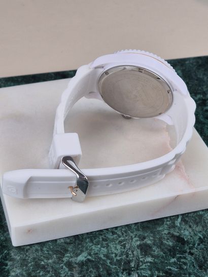 ICE WATCH for EDEN ROCK Cap d'Antibes
Plastic...