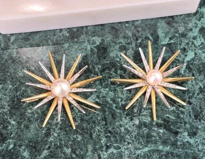 Pair of 18K 750 thousandth yellow and white...