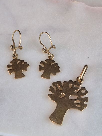 Set of 18k yellow gold 750 thousandths decorated...