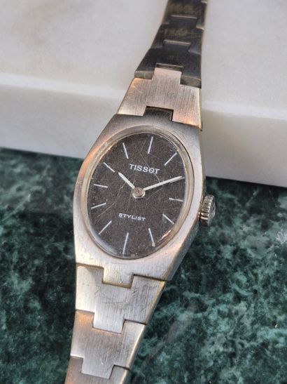 TISSOT
stylist
Steel ladies' watch with mechanical...