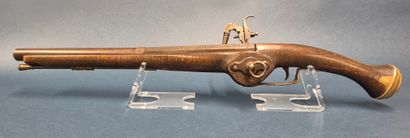 Réplique moderne d'un pistolet à rouet. Canon...