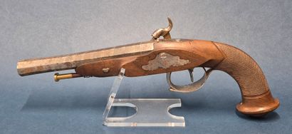 Pistolet à percussion français vers 1840....