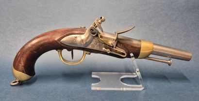 Pistolet réglementaire de cavalerie modèle...
