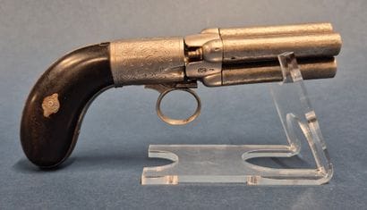 Revolver poivrière type Mariette à 4 canons...