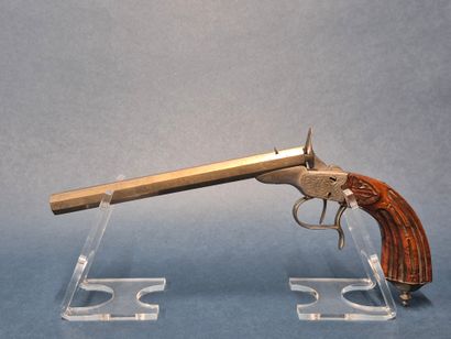 Joli pistolet de salon en calibre 6 mm Flobert....