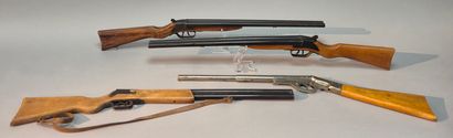 Lot de 4 carabines jouets

Lot composé de...