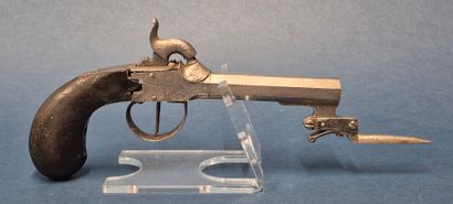 Rare pistolet à percussion à système milieu...