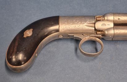 Revolver poivrière type Mariette à 4 canons...
