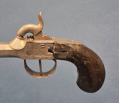 Rare pistolet à percussion à système milieu...