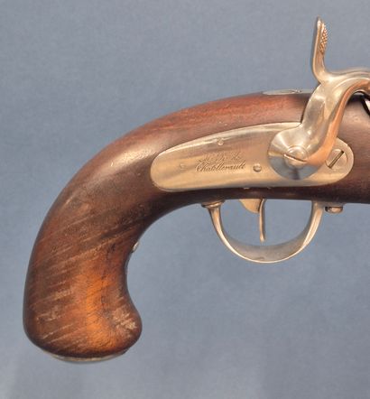 Pistolet à percussion d'Officiers de Gendarmerie...
