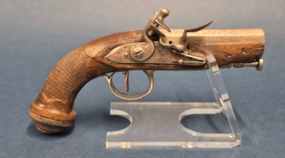 Pistolet de voyage, canon à pans. Queue de...