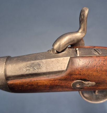 Pistolet à percussion d'Officiers de Gendarmerie...