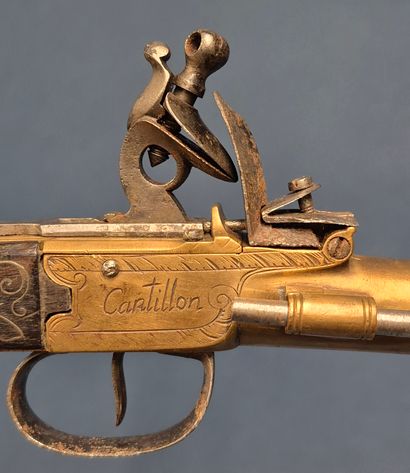 Rare pistolet de marine à carcasse et canon...