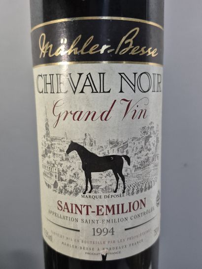 14 bottles CHEVAL NOIR 1994 - Saint Émilion....