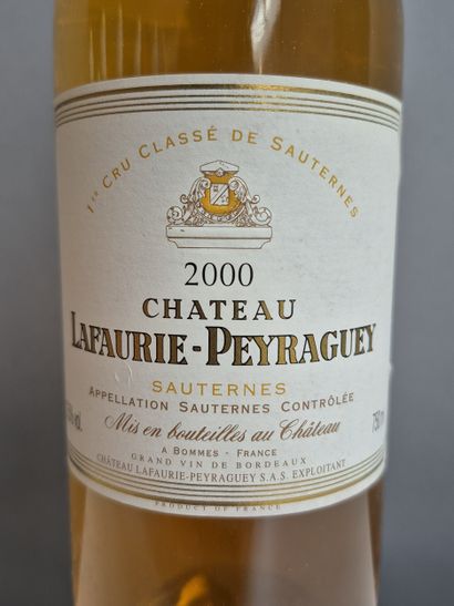 12 Bouteilles Château LAFAURIE-PEYRAGUEY...