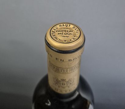 11 bouteilles Château HAUT BATAILLEY 5e Gcc...