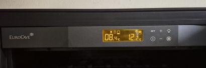 EUROCAVE
3-temperature service wine cellar,...