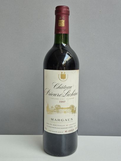 3 bottles BORDEAUX DIVERS AOC MARGAUX 
1...