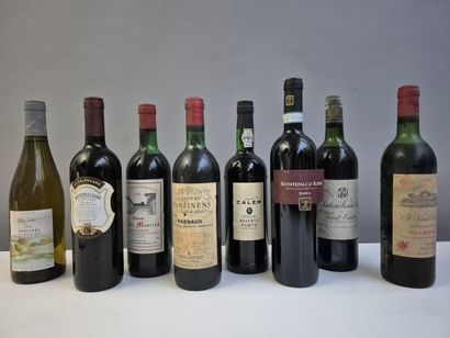 Set of approx. 30 bottles VINS DIVERS FRANCE...