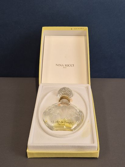NINA RICCI, l'Air du temps, flacon dans son...