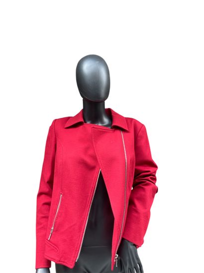 ESCADA
Veste serpent marron. 
Taille : 40.
ON...