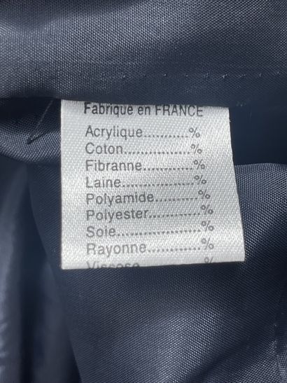Celine SORIA 
Robe à poids bleus et blanche.
Taille...