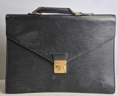 LOUIS VUITTON
Ambassadeur document case in...