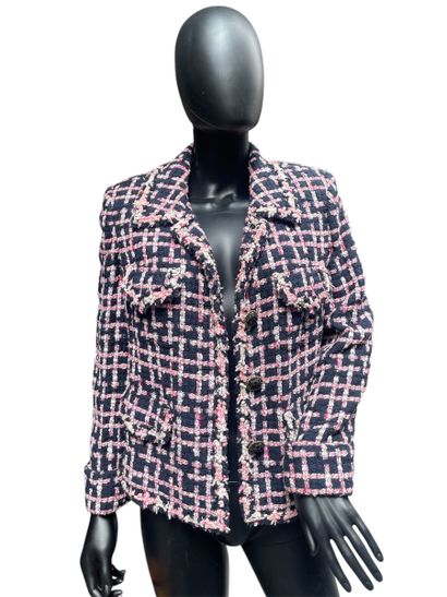J.H FARNEL Paris
Veste en tweed rose et bleu...