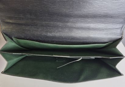 LOUIS VUITTON
Ambassadeur document case in...