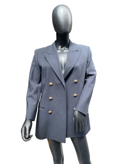 MONDI FASHION
Veste en laine bleu marine.
Taille...
