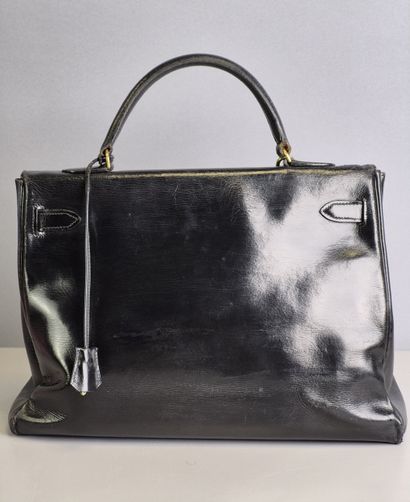 HERMES Paris
Kelly Retourné