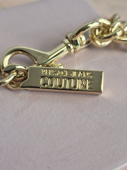 VERSACE Jeans Couture
Gilded metal long necklace...