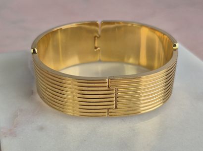 FREY WILLE
Gold-plated enameled bangle bracelet...