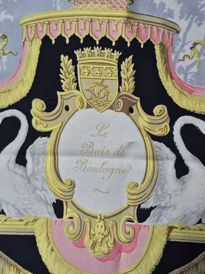 HERMES Paris 
Made in France 
Printed silk...