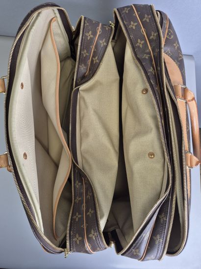 Louis VUITTON 
Year 2001
Alizée suitcase...