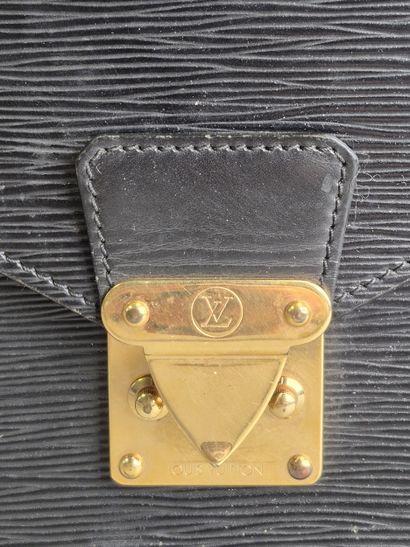 LOUIS VUITTON
Ambassadeur document case in...