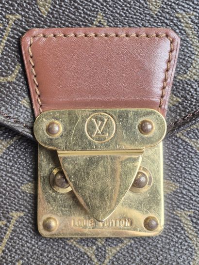 LOUIS VUITTON
Circa 1990
Ambassadeur