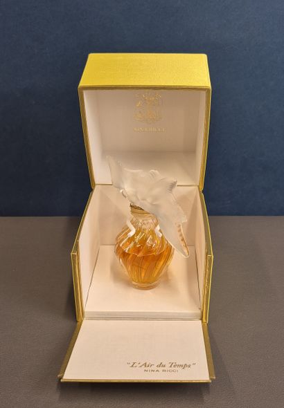 NINA RICCI. L'AIR DU TEMPS. En coffret d'origine,...
