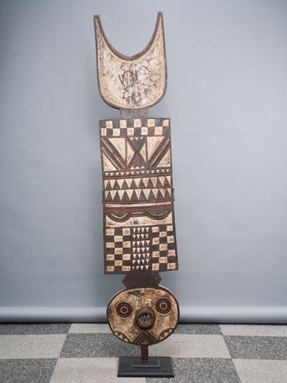 BURKINA FASO
Large Mossi mask in carved and...