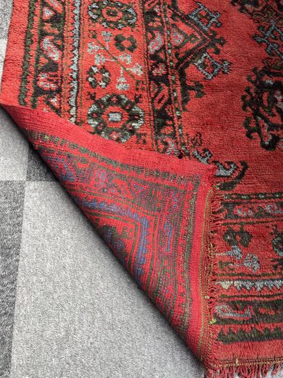 Smyrna carpet (warp, weft and wool pile),...