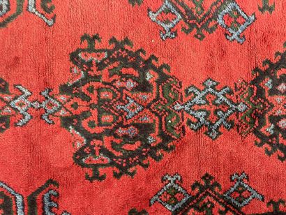 Smyrna carpet (warp, weft and wool pile),...