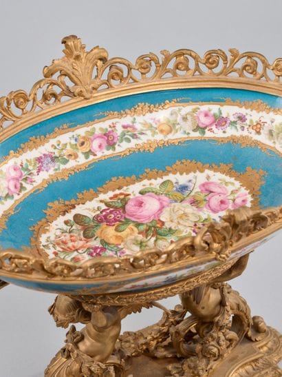 A large porcelain navette-shaped bowl painted...
