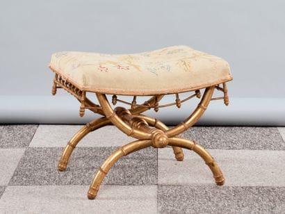 Rectangular stool in carved and gilded wood,...