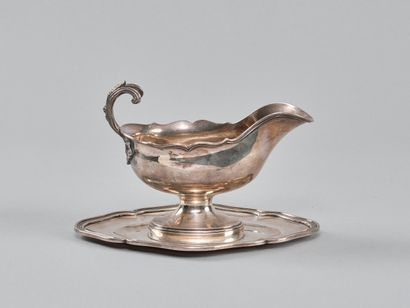 Saucière à plateau adhérent en argent 950...