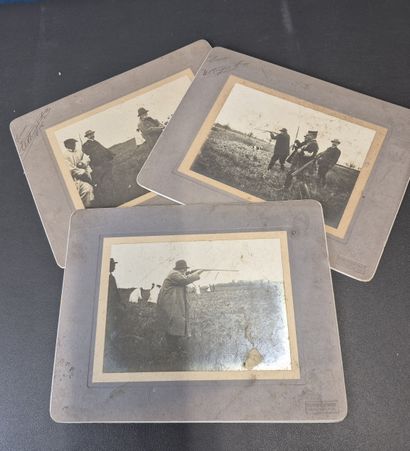 Fonds LOUBET – CHASSE / Suite de quatre photographies...