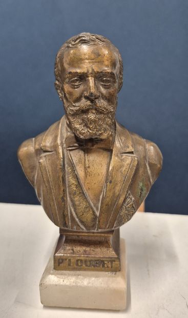 Buste en régule du président de la République...