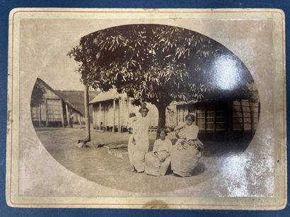 Fonds LOUBET – Colonies / Ensemble de 21...