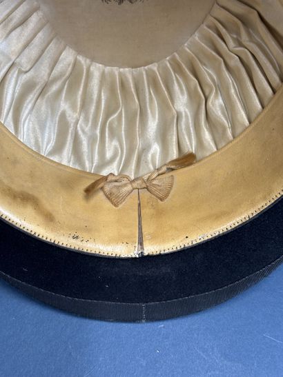 Un chapeau melon du Président Emile LOUBET...