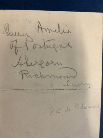 Un menu dédicacé par la Reine « Amélie du...