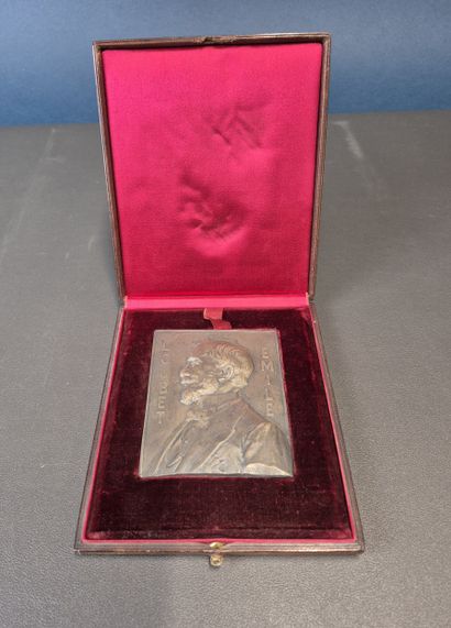 Fonds LOUBET – Médaille / Plaque commémorative...